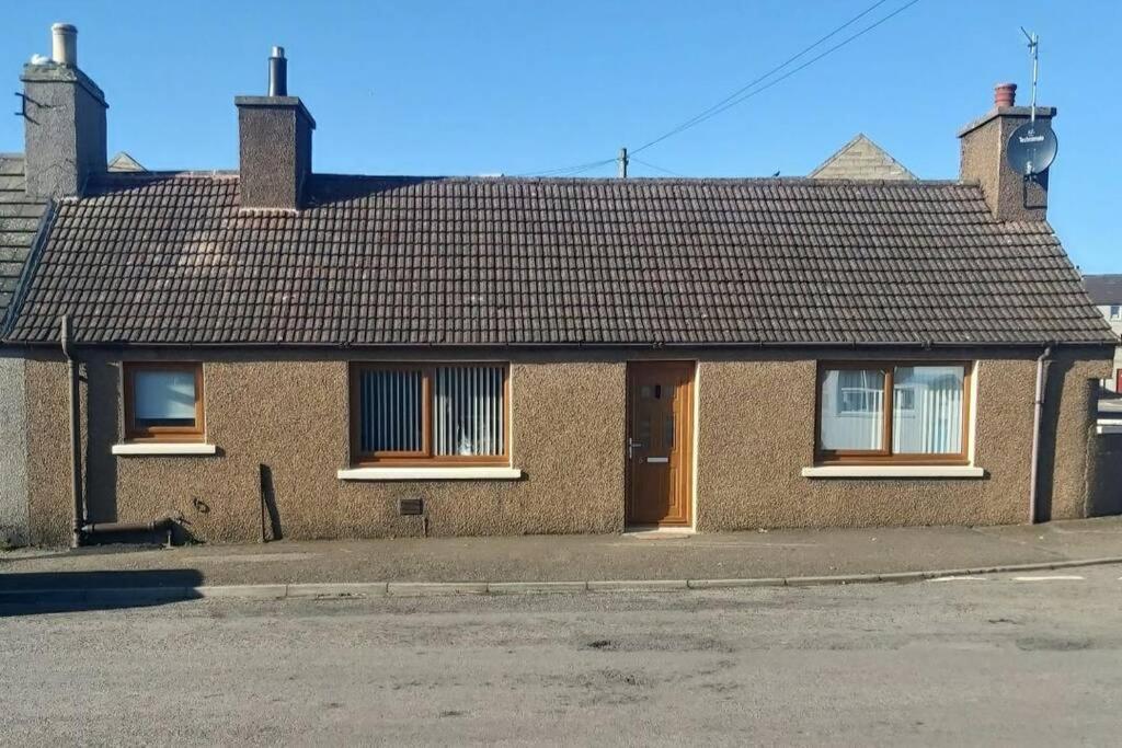 5 Riverside Place Thurso. 2 Bed, 2 Bathrooms. Exterior foto